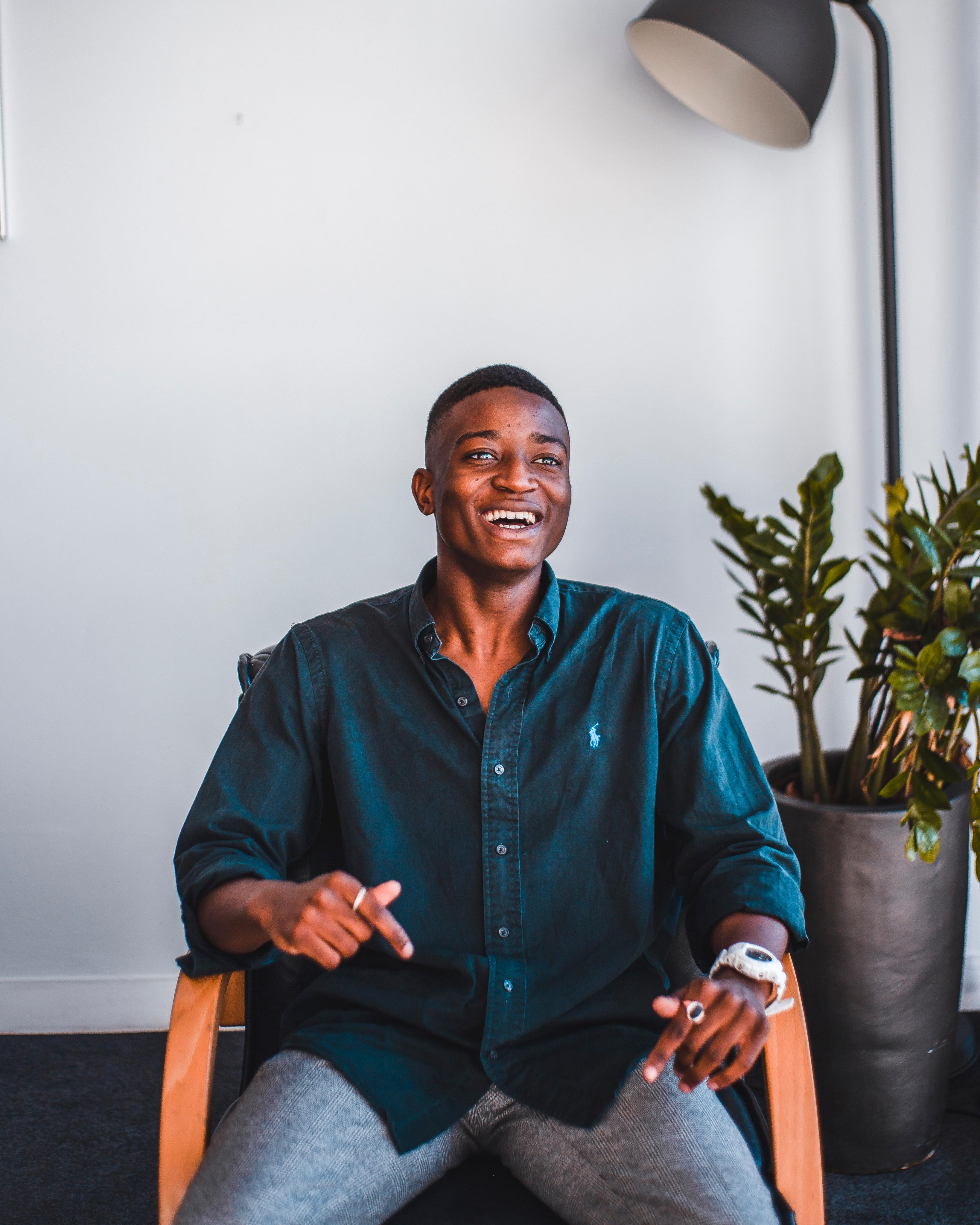 Meet Hlanganiso Matangaidze, The 22 Year-Old Impact Technology Entrepreneur