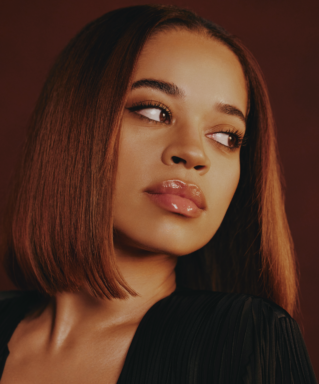 Ella Mai on R&B’s UK and US Cross-Frontier and Accepting the Discomfort in Growth